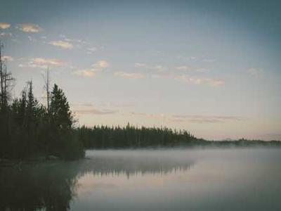 
        Iran and America agree to pause their war
      