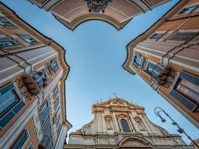 Trevor Noah Explains How Kintsugi, the Japanese Art of Repairing Pottery, Helped Him Overcome Life’s Tragedies